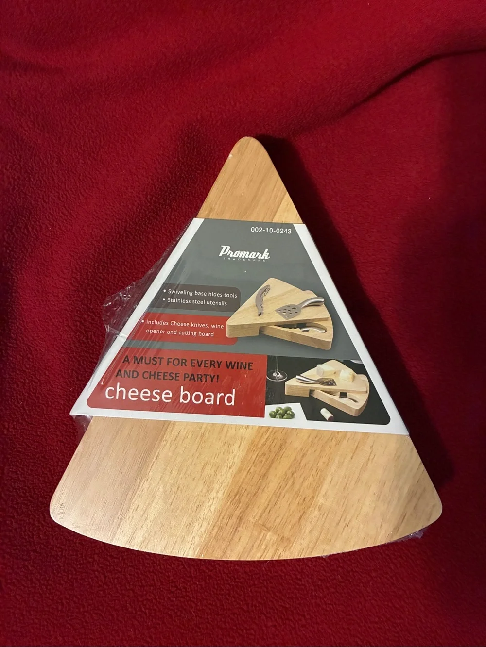 Promark cheese board with utensils